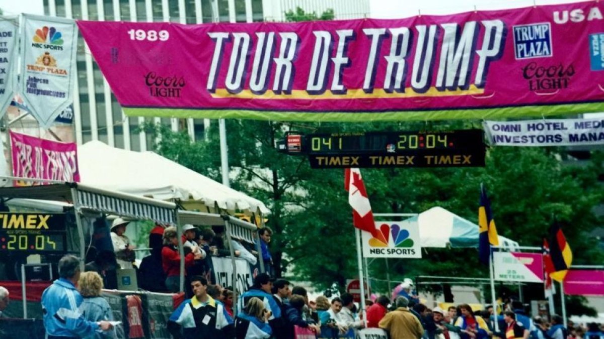 El Tour de Trump fue otro de los intentos del mganate para autopromocionarse.-