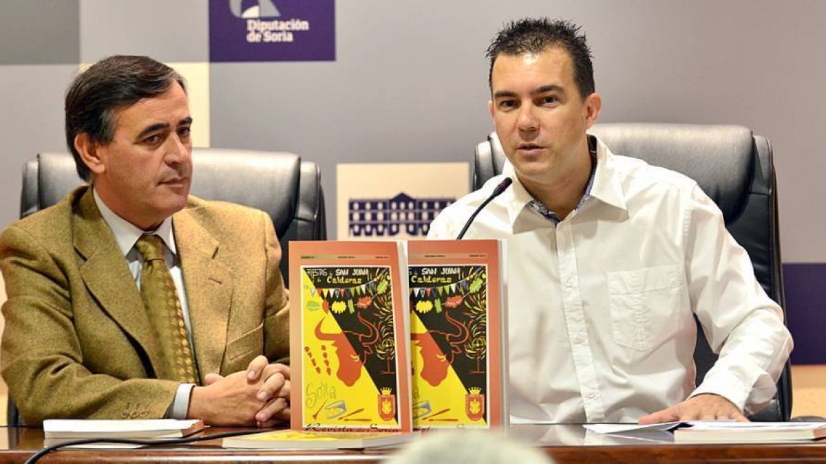 Antonio Pardo y Enrique García Garcés en la presentación del monográfico.-ÁLVARO MARTÍNEZ