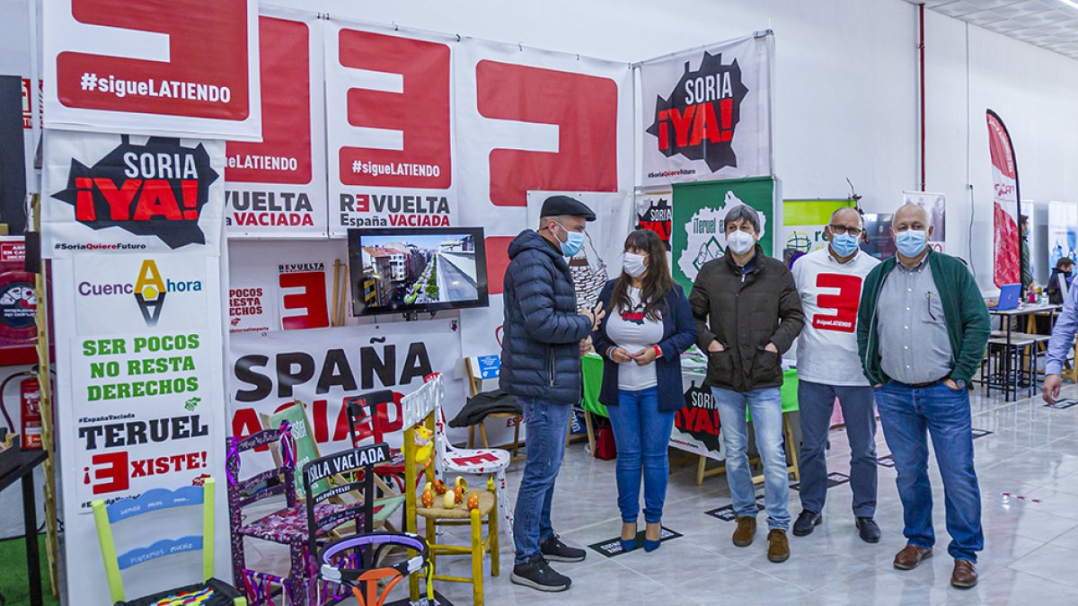Stand de Soria Ya en Presura. MARIO TEJEDOR