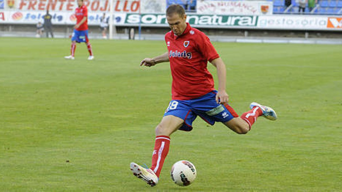 Nano es uno de los objetivos del Numancia para reforzar la plantilla. / Valentín Guisande-