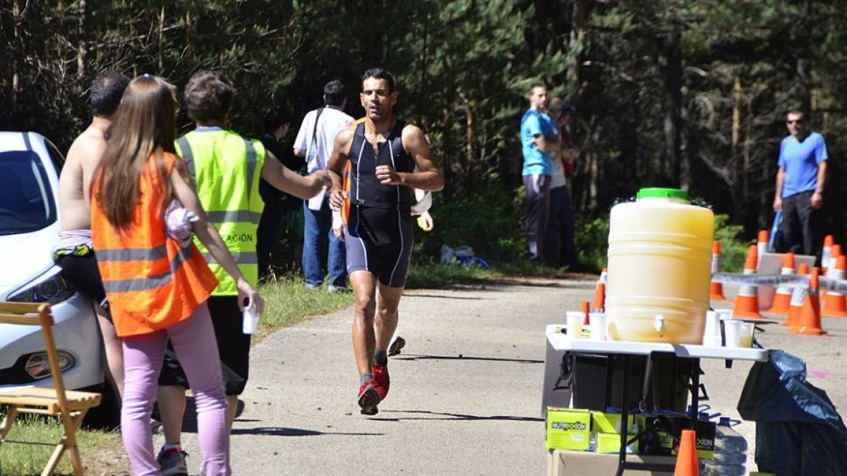 Imagen del Duatlón de El Amogable celebrado el año pasado.-Álvaro Martínez