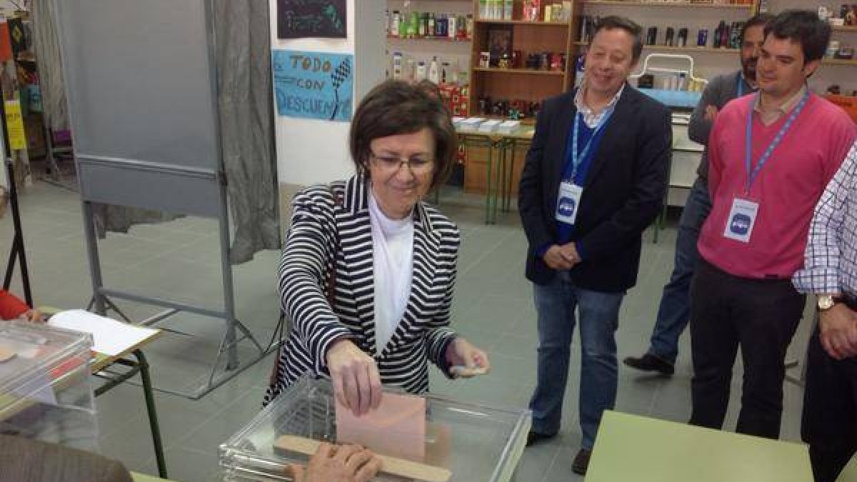 Angulo votando esta mañana.-PP