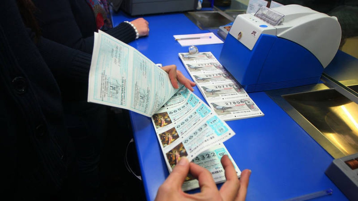Venta de lotería. César Sánchez / ICAL -