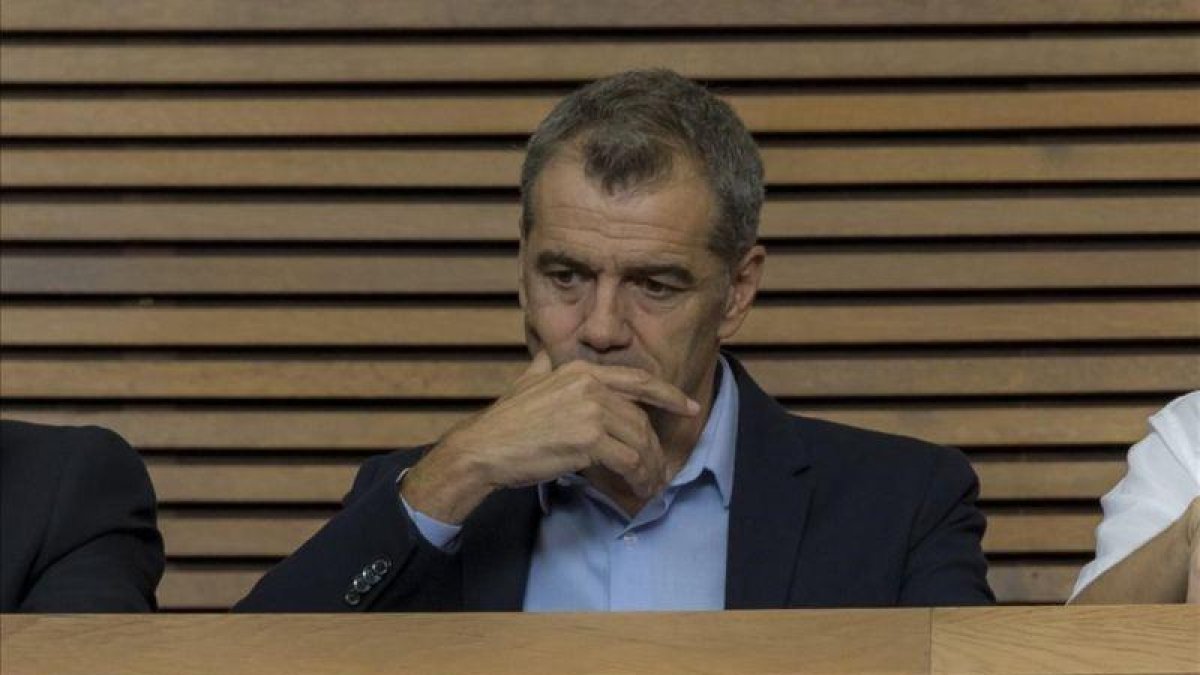 Toni Cantó, el pasado septiembre, en el debate de política general las Corts valencianas.-MIGUEL LORENZO