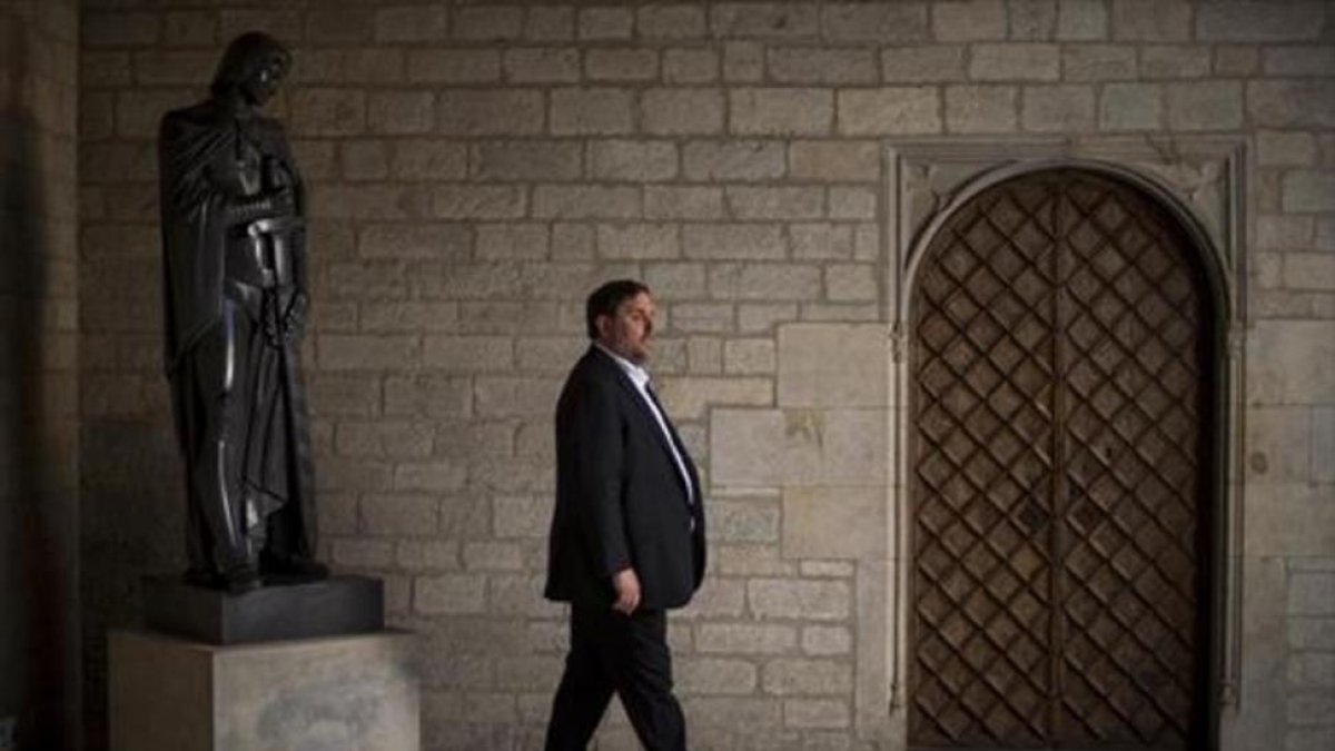 Oriol Junqueras, en el Palau de la Generalitat.-JORDI COTRINA