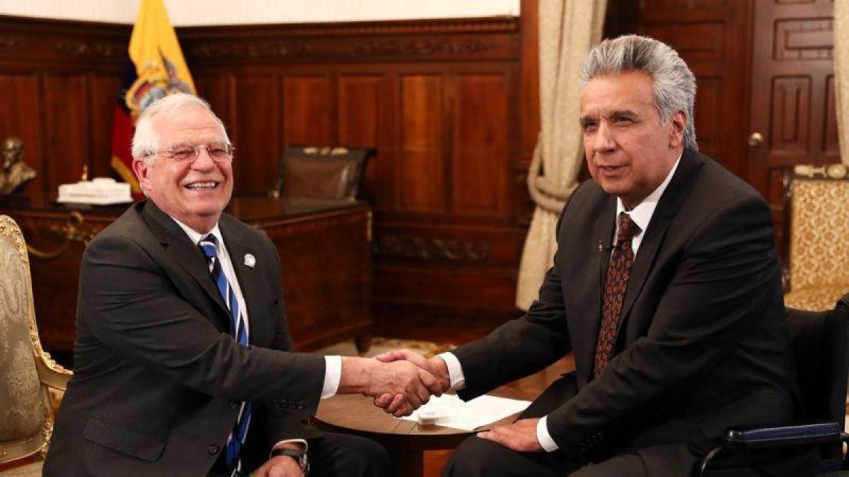 El presidente de Ecuador Lenin Moreno y Josep Borrell, ministro español de Asuntos Exteriores.-EFE