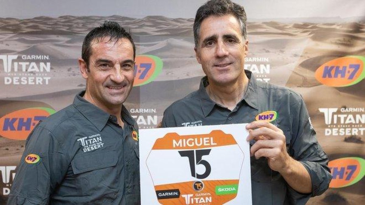 Melchor Mauri y Miguel Induráin, participantes de la próxima Titan Desert.-EFE