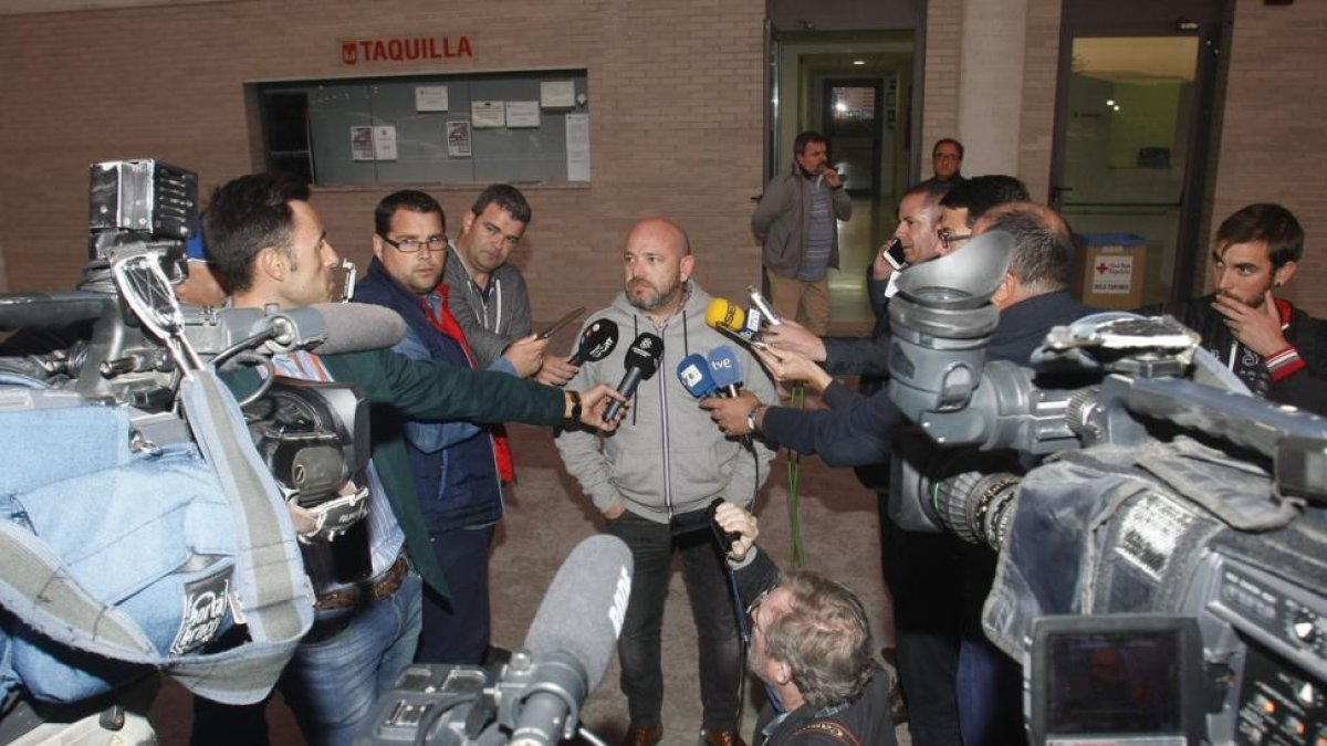 David Aguilar, presidente de la gestora, el martes, ante los medios informativos.-EFE