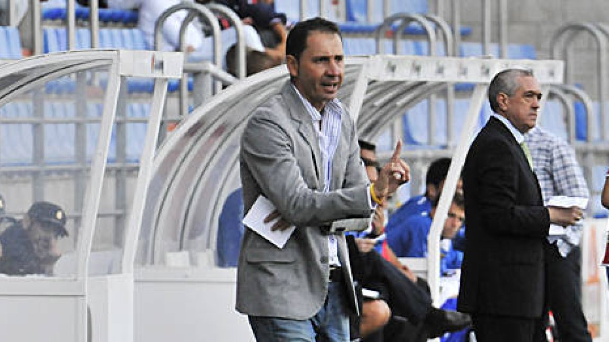 El técnico del Numancia, Pablo Machín. / DIEGO MAYOR-