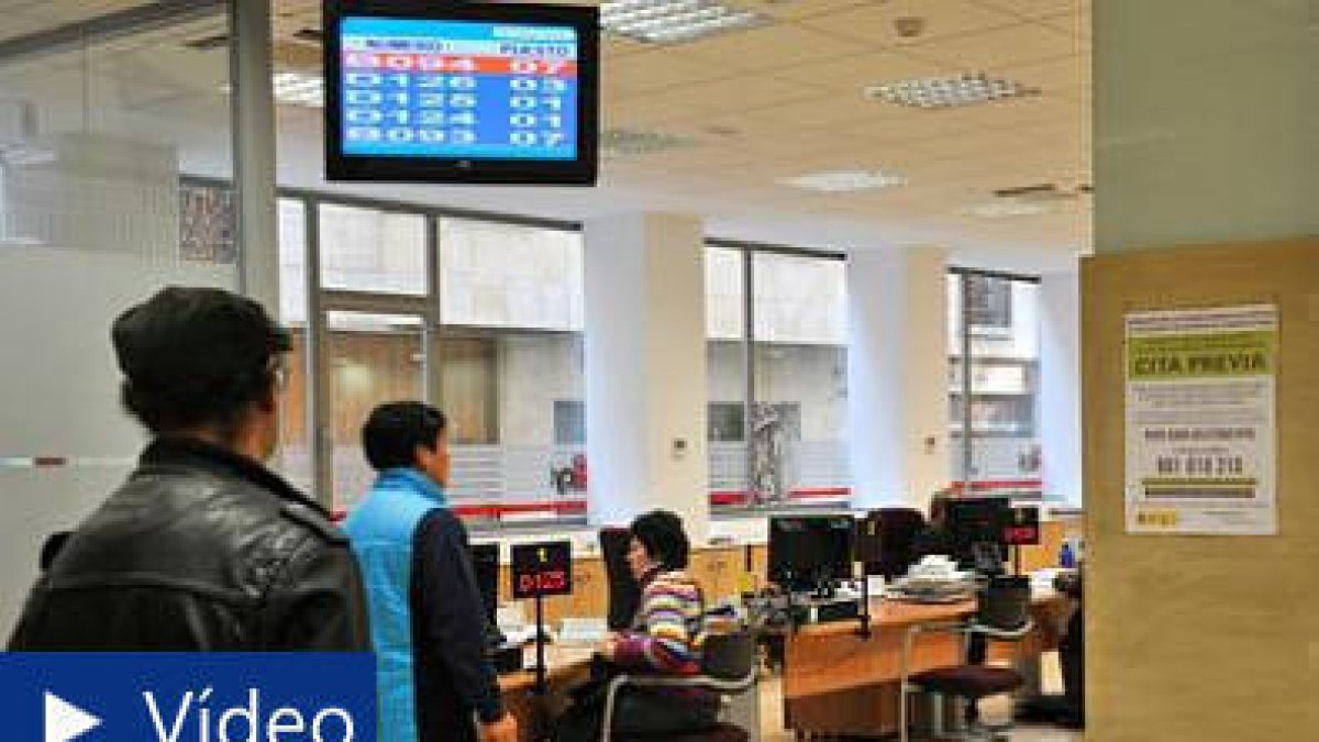 Oficina de empleo en Soria. ÁLVARO MARTÍNEZ-