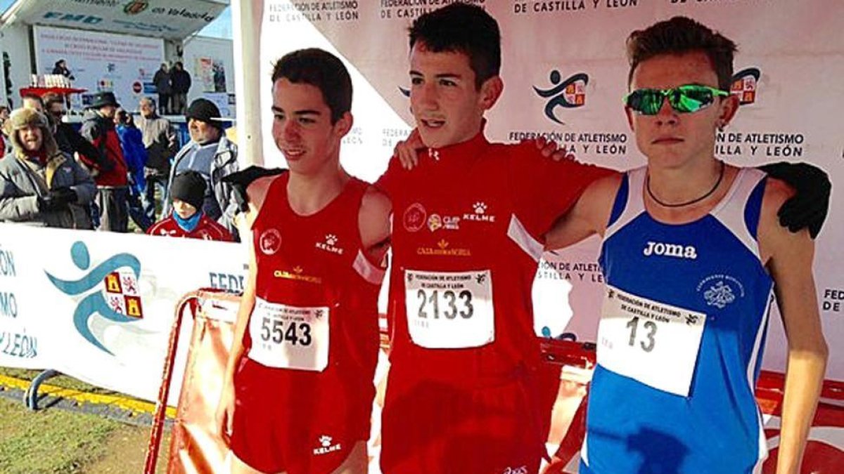 Sergio Martínez y Hugo de Miguel Ramos, del Club Atletismo Soria, fueron segundo y primero respectivamente el pasado fin de semana en Valladolid en la prueba cadete.-CAEP SORIA