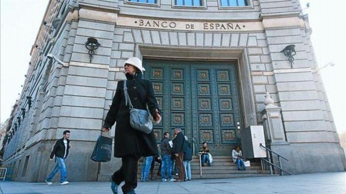 Sede del Banco de España en la Plaza de Cataluña.-RICARD CUGAT