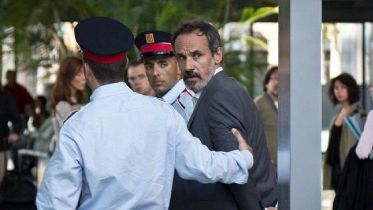 Francesc Garrido, en una escena de la serie 'Sé quién eres', de Tele 5.-