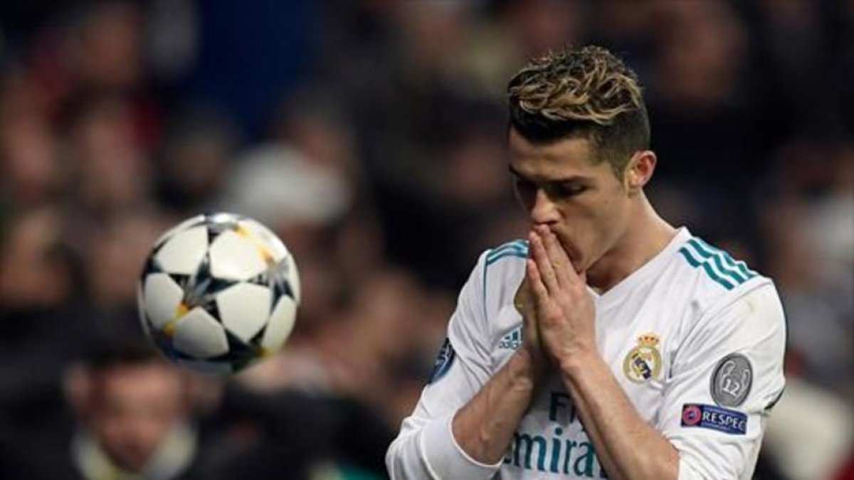 Ronaldo, lamentandose-OSCAR DEL POZO