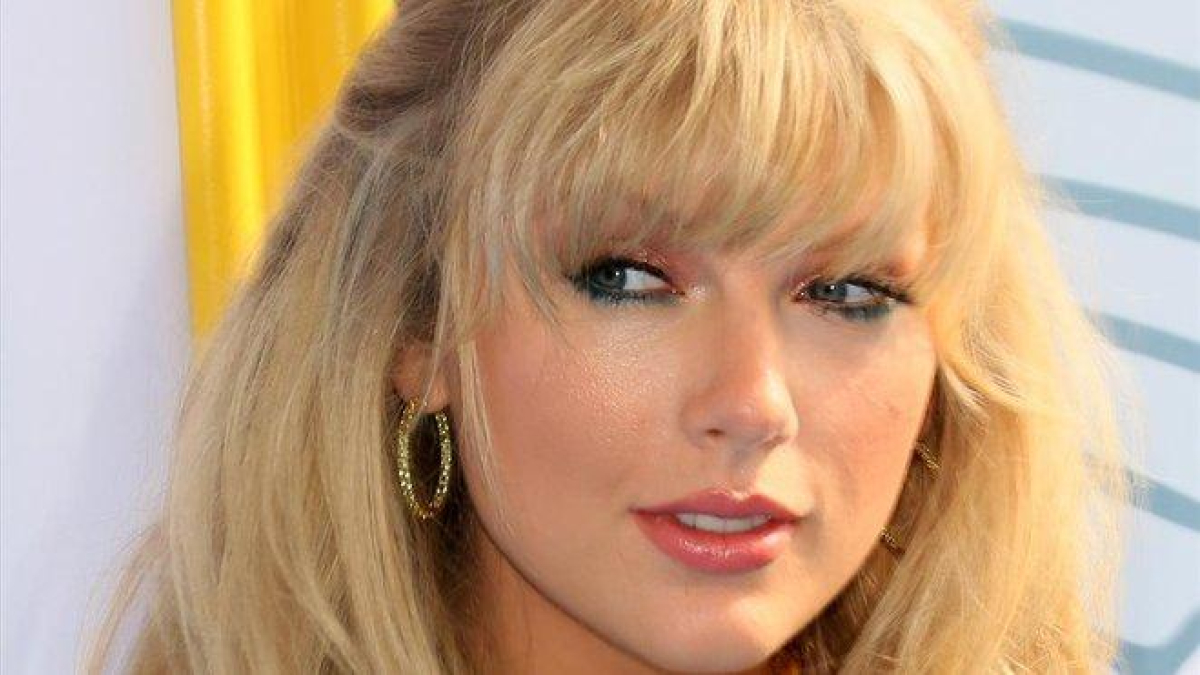 Taylero Swift, el pasado 11 de agosto, en los Teen Choice Award.-AFP / JEAN-BAPTISTE LACROIX