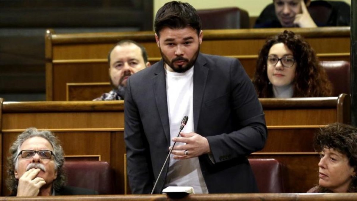Gabriel Rufián, a principios de mayo en la sesión de control al Gobierno en el Congreso.-JOSÉ LUIS ROCA