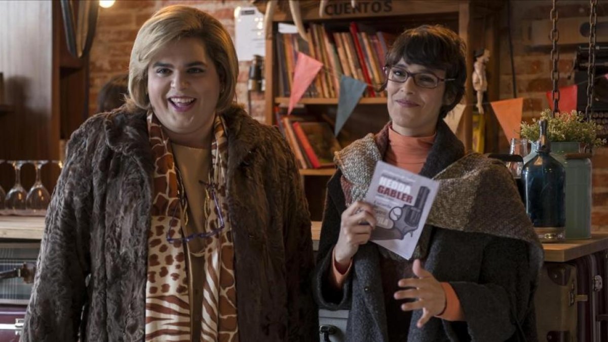 Brays Efe y Belén Cuesta, en Paquita Salas.-TAMARA ARRANZ