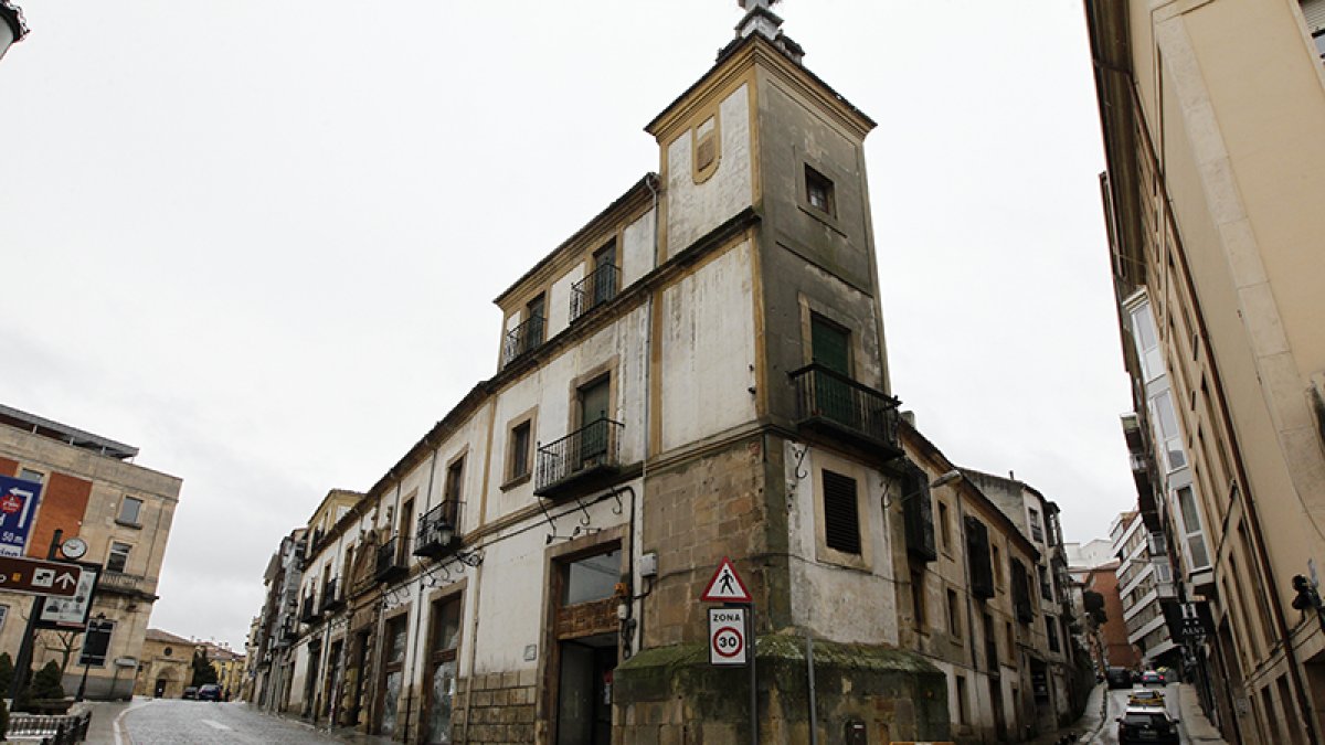 Palacio de Alcántara. LUIS ÁNGEL TEJEDOR