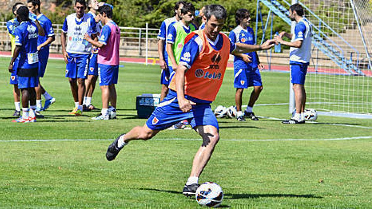 Nagore será el encargado de dirigir el equipo en el estreno liguero. / VALENTÍN GUISANDE-