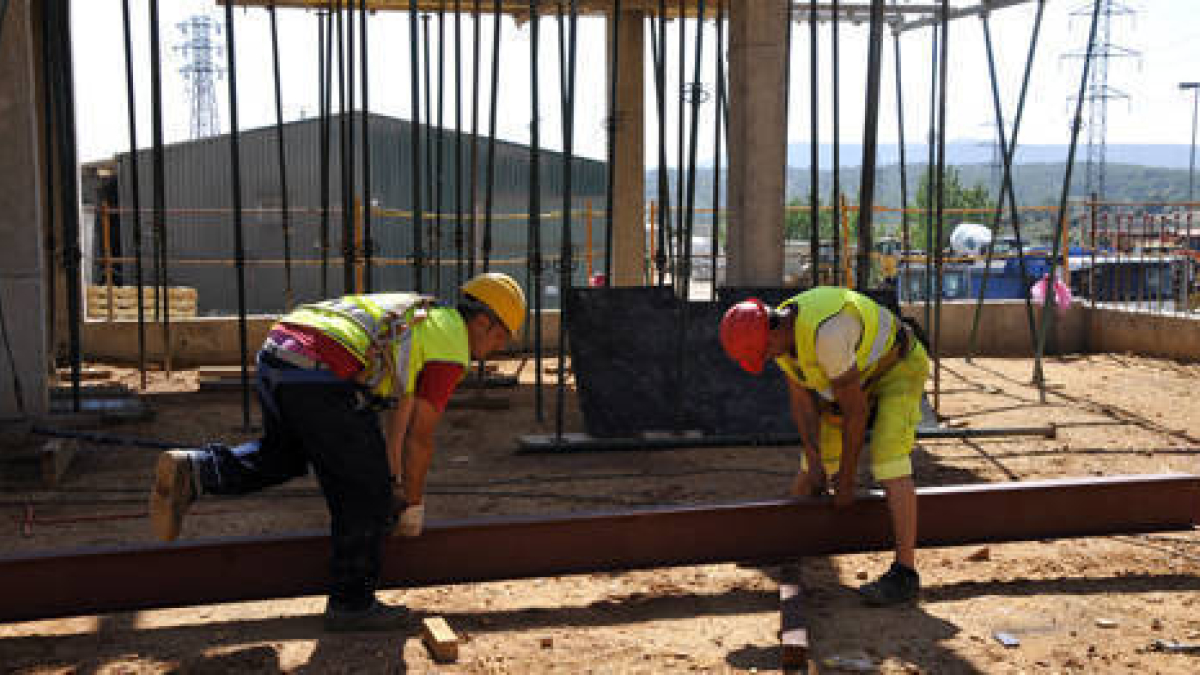 Trabajadores de la construcción, en una imagen de archivo. HDS-