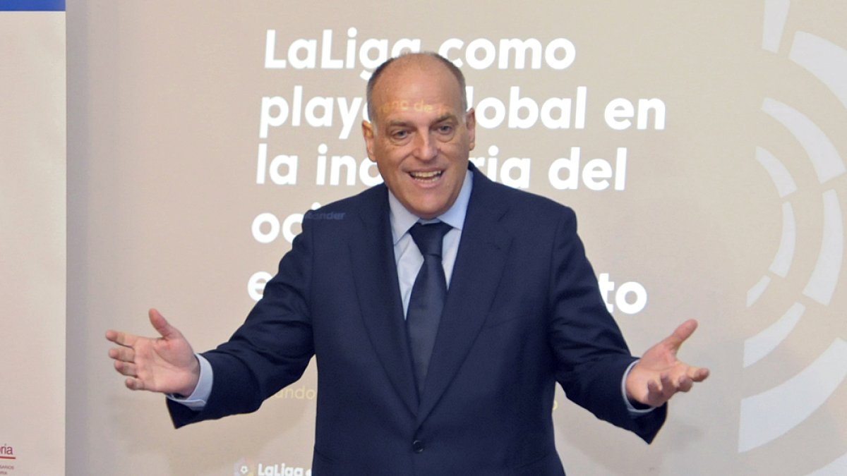Javier Tebas, presidente de LaLiga, en una visita a FOES en diciembre del año 2018. MARIO TEJEDOR