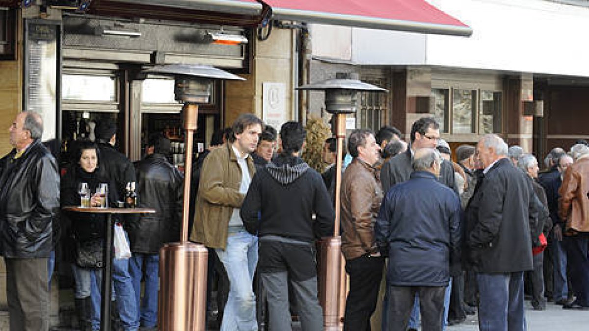 Un bar de la capital con varias setas. / V.G.-