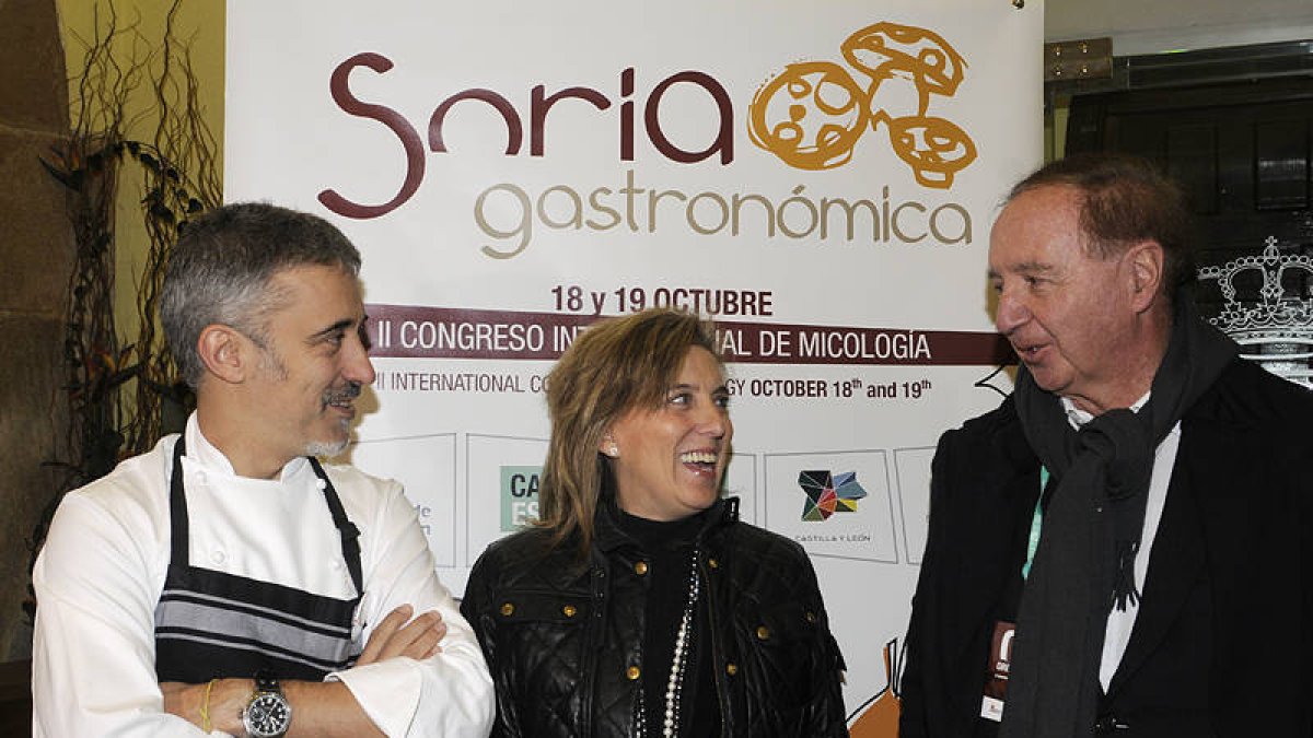 Sergi Arola, María José Salgueiro y José Carlos Capel. / VALENTÍN GUISANDE-