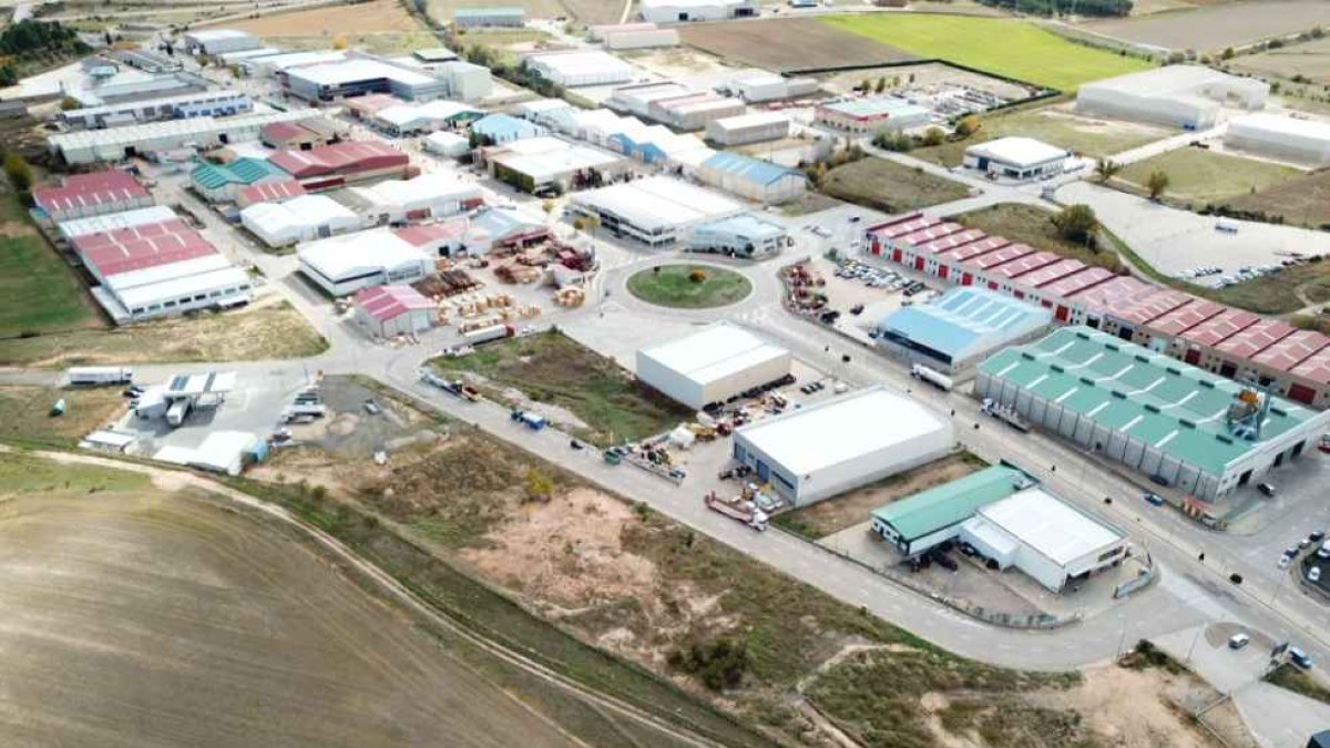 Polígono de Almazán. - HDS