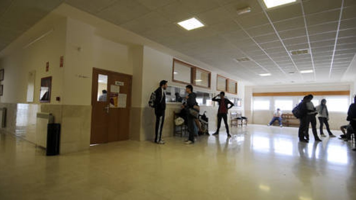 Pasillos del Campus Universitario de Soria. / ÚRSULA SIERRA-