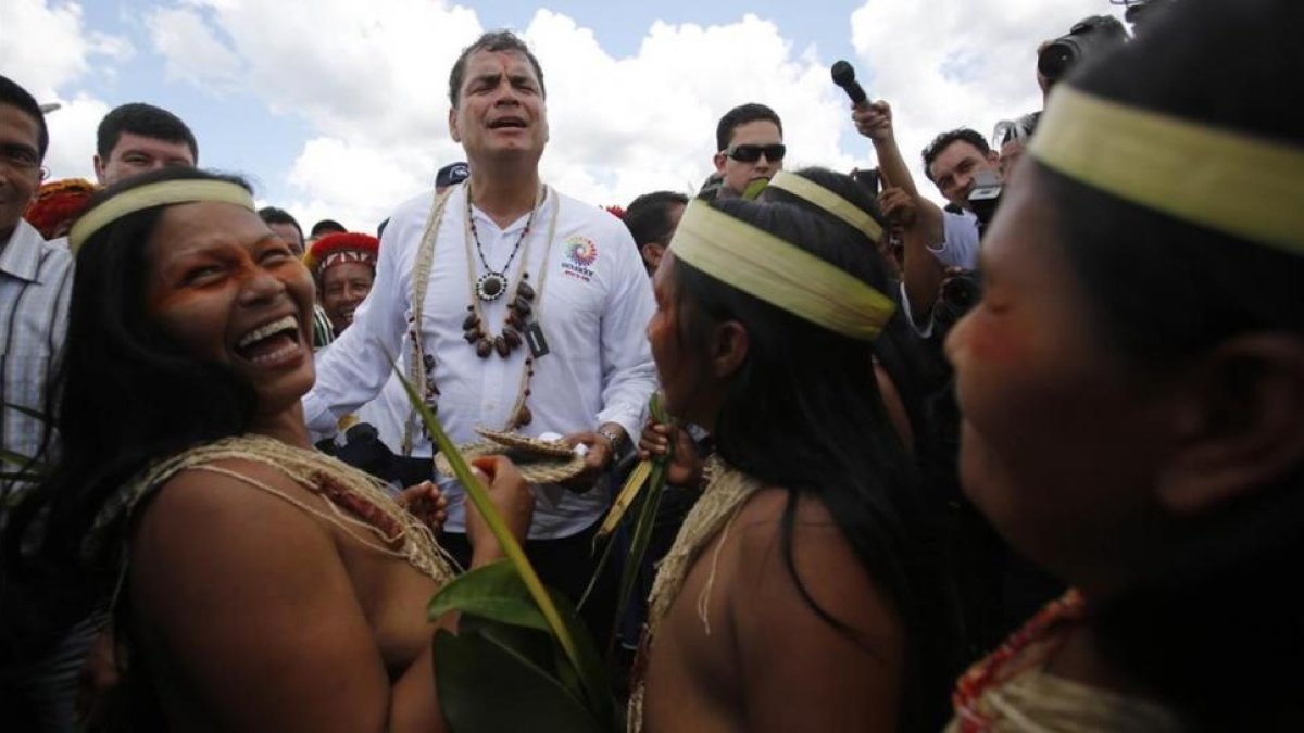 El actual presidente Rafael Correa.-AP