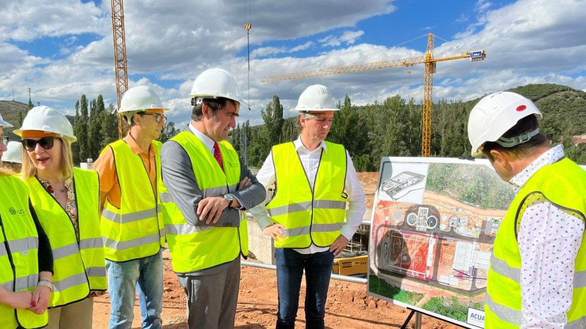 Visita a las obras de la depuradora. HDS