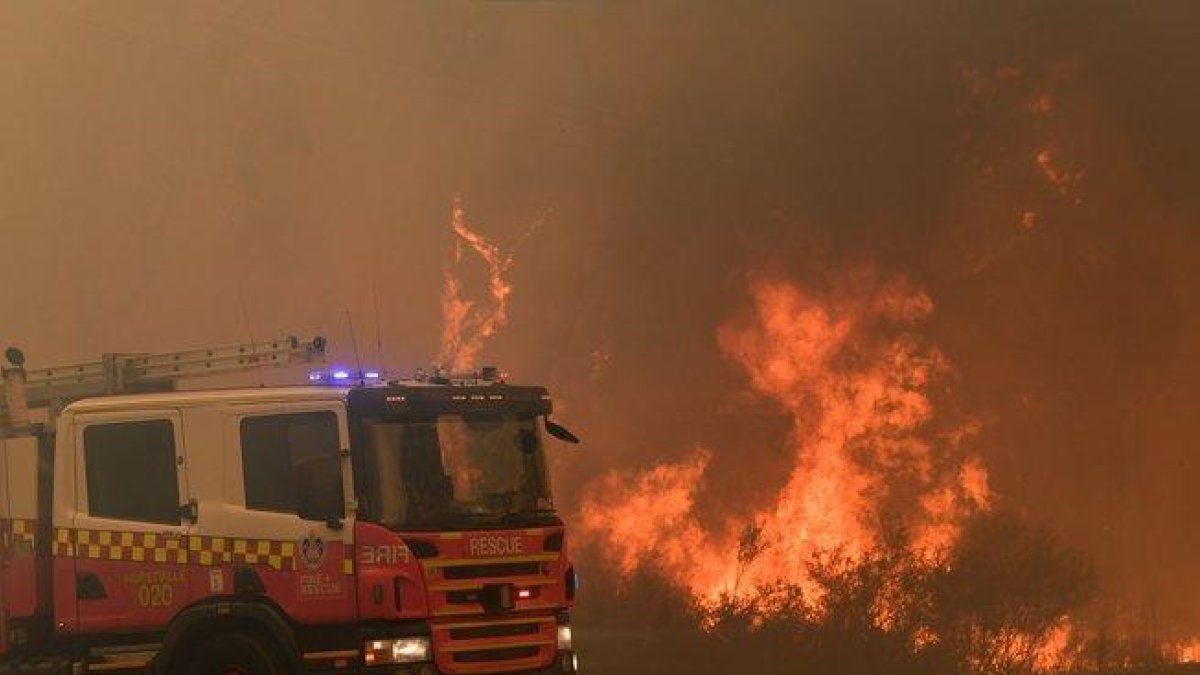 El accidente tuvo lugar poco después de que las autoridades de Nueva Gales del Sur declararan el estado de emergencia.-EFE