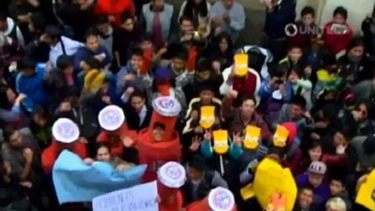Imagen de una de las manifestaciones a favor de 'Los Simpson' en Bolivia.-