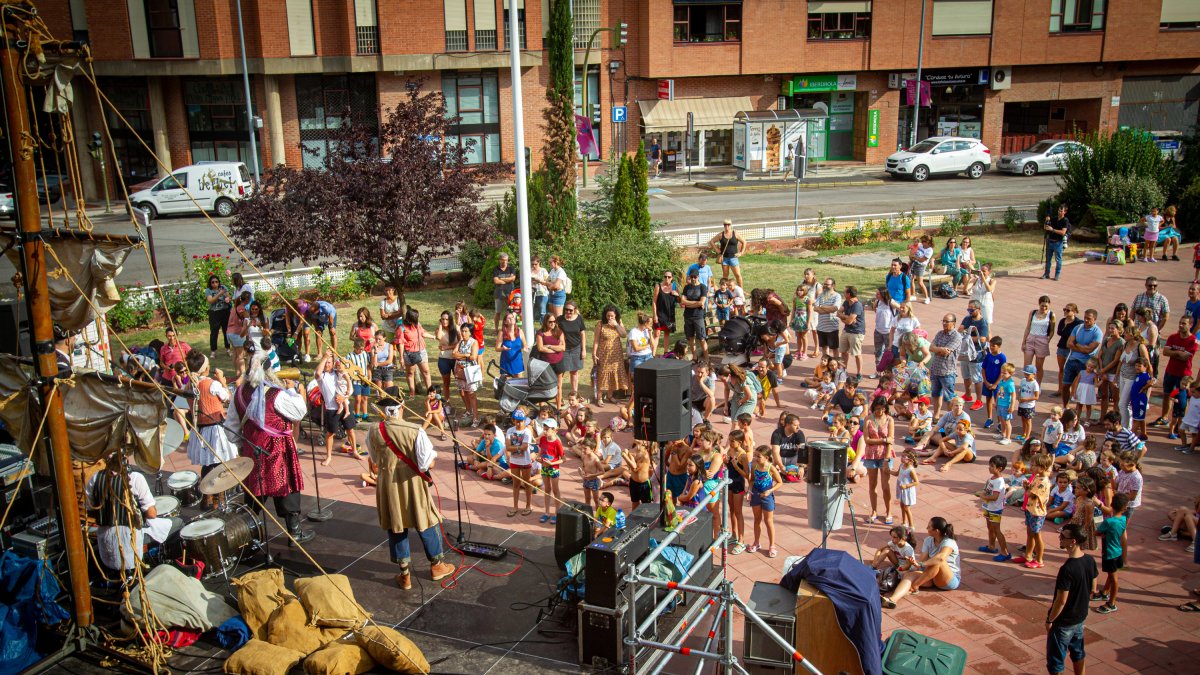 Espectáculo infantil en el Centro Cívico Bécquer. MARIO TEJEDOR