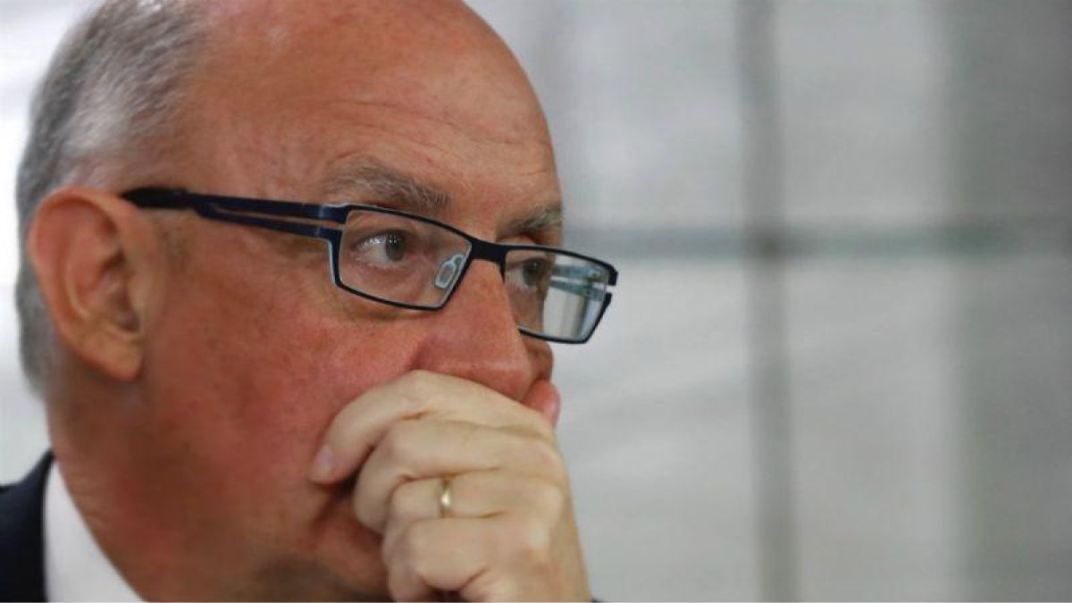 Cristóbal Montoro, en la rueda de prensa tras el Consejo de Ministros.-EFE / ÁNGEL DÍAZ
