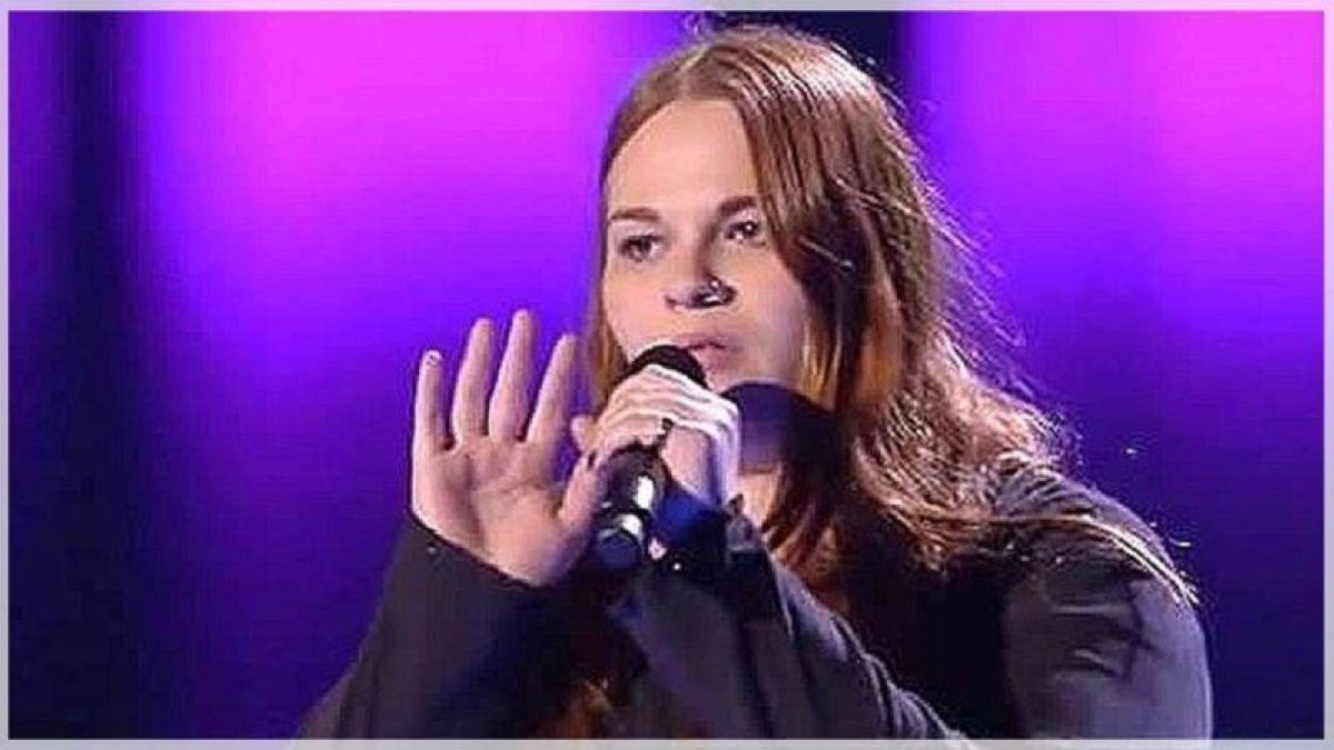 Irene Caruncho, en una actuación en 'La voz'.-MEDIASET