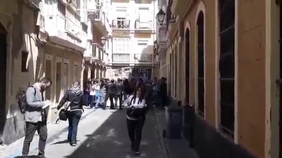 Los pensionistas no dan tregua a Rayoy, en Cádiz.-/ JULIA CAMACHO