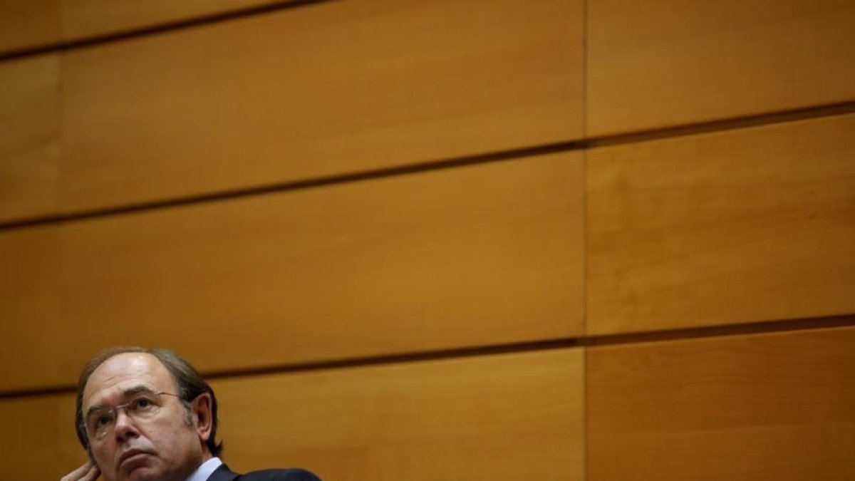 Pío Garcia Escudero, en la sesión de control al Gobierno celebrada en el Senado.-JOSE LUIS ROCA