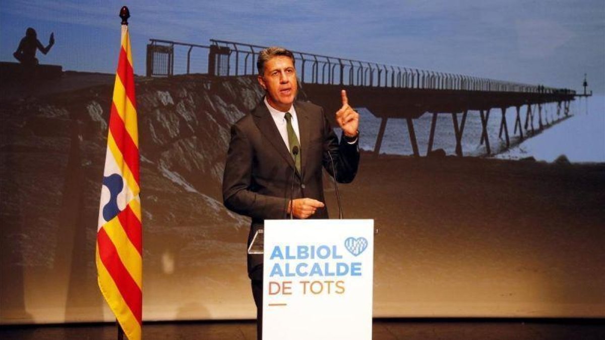 Xavier García Albiol, durante la conferencia de presentación de su candidatura a la alcaldía de Badalona.-JORDI PUJOLAR / ACN