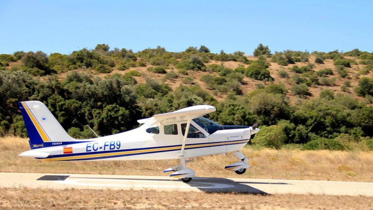 Una de las avionetas que participan en la Copa Ibérica.-