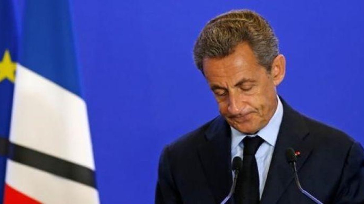 El expresidente francés Nicolas Sarkozy, en su comparecencia tras el asesinato del sacerdote en Saint-Etienne-du-Rouvray.-REUTERS / BENOIT TESSIER