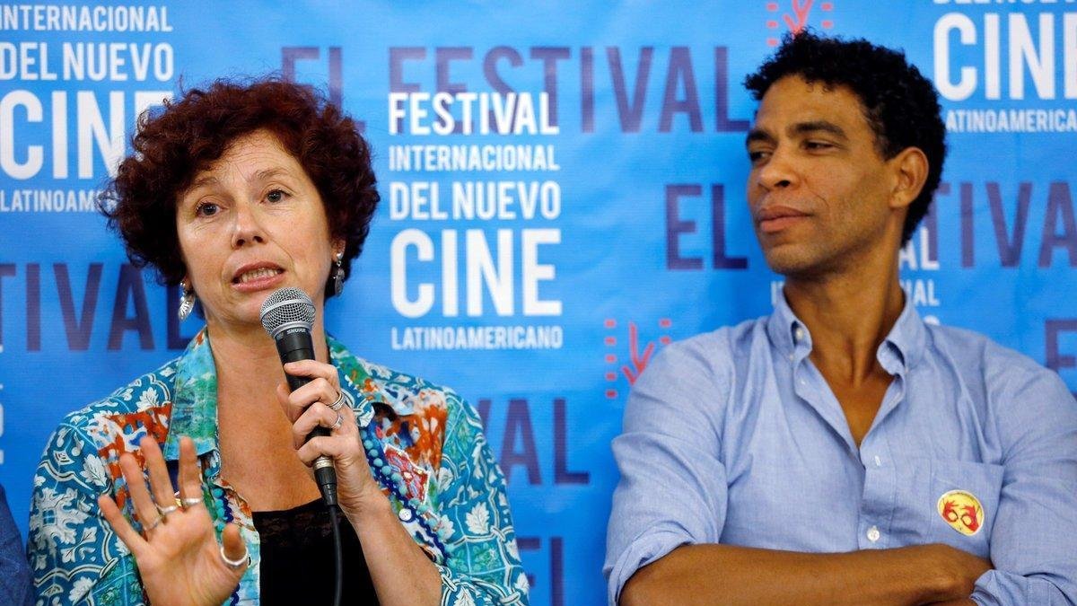 Bollaín y Acosta, en la presentación de Yuli en La Habana.-EFE