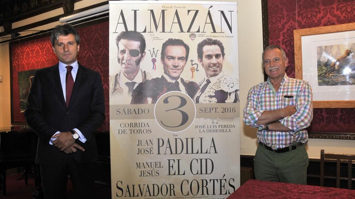 Presentación del cartel taurino de Almazán.-V.G.