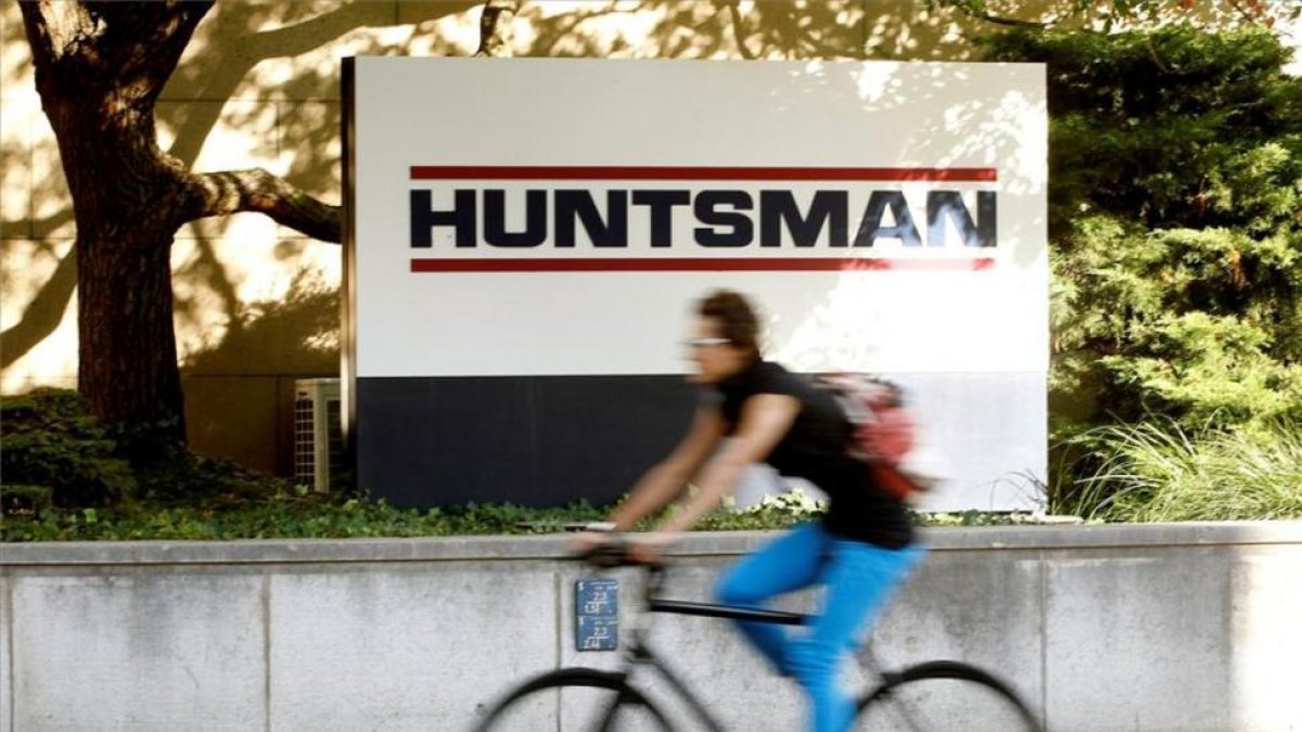 Planta de Huntsman en Basilea, Suiza.-REUTERS