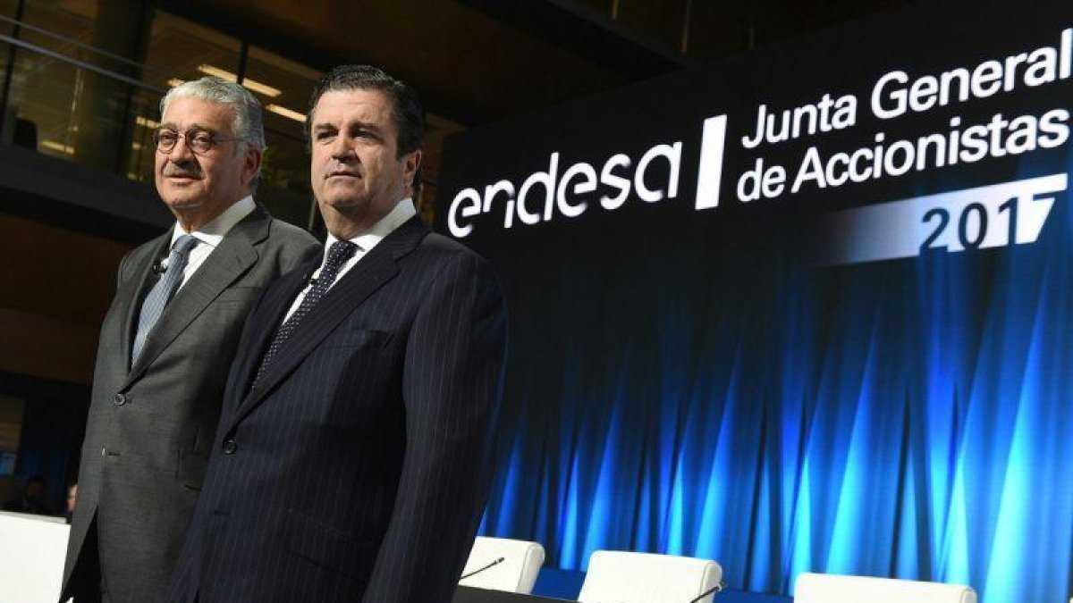 El consejero delegado de Endesa, José Bogas, ha destacado que, una vez más, el grupo ha cumplido con sus compromisos alcanzando unos resultados mejores que los objetivos presentados al mercado.-FERNANDO VILLAR (EFE)