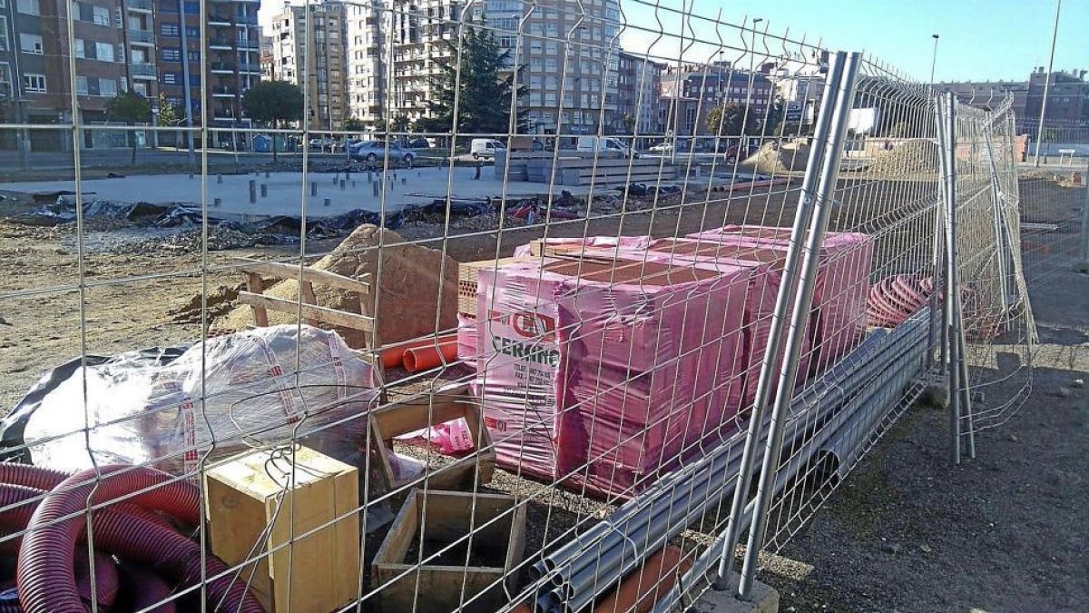 Imagen del terreno donde se realizaban las obras.-E.M