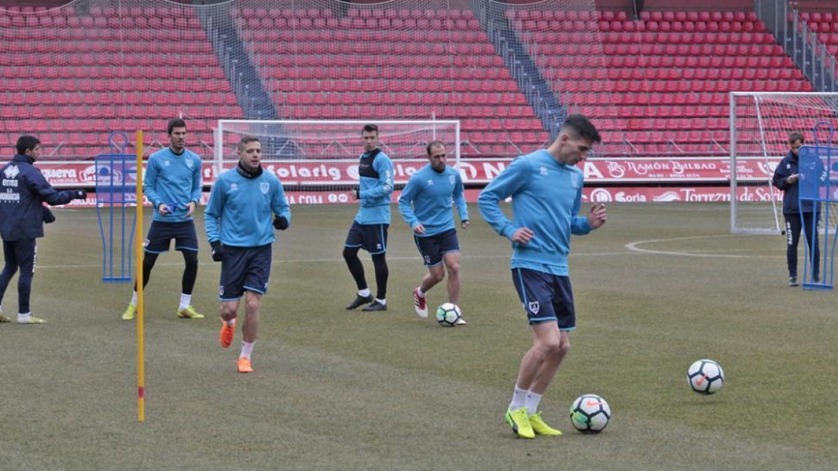 El Numancia quiere seguir intratable en casa ante un Zaragoza crecido-Mario Tejedor