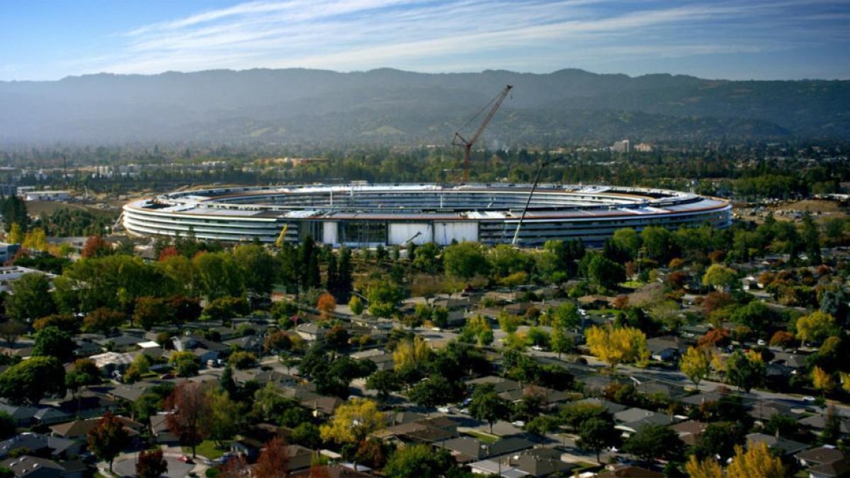 Vista aérea de la nueva sede de Apple, Apple Park.-APPLE