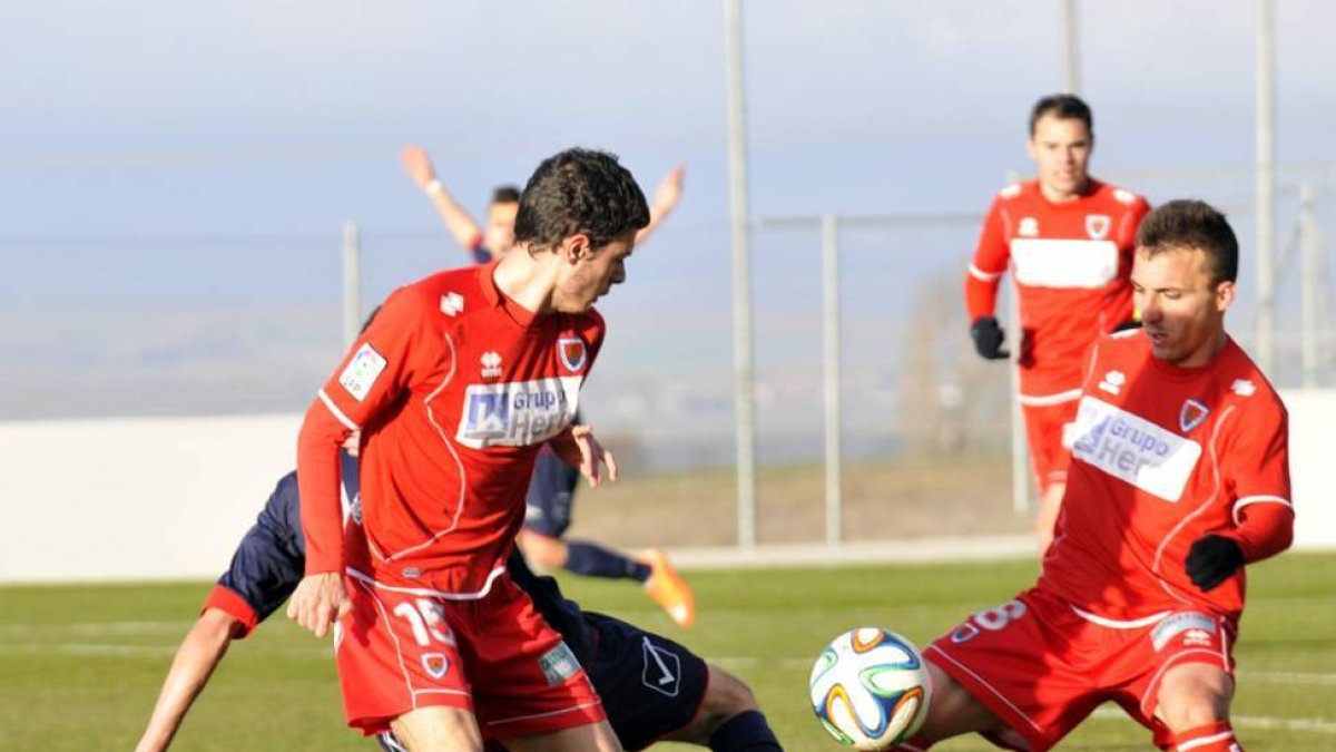 Pablo Valcarce fue el autor del gol numantino en Figueres-Diego Mayor