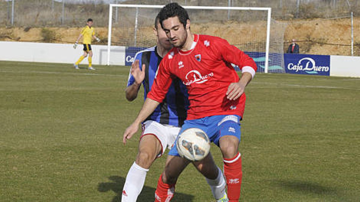 El Numancia juvenil recibe esta tarde al Torre Levante. / Diego Mayor-